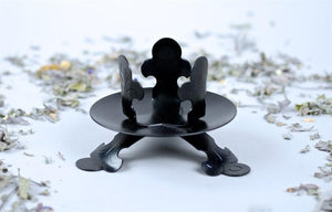 GOTHIC 50mm CANDLE HOLDER WITH LEGS - Star Child